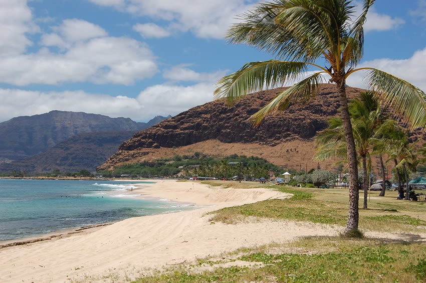 Backed by Wai'anae Mountains