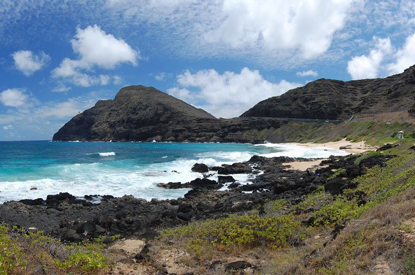 Scenic Oahu shoreline