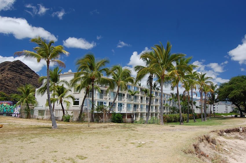 Makaha Surfside condominium