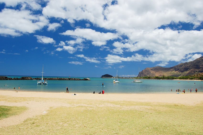 Sandy beach on Oahu's west shore