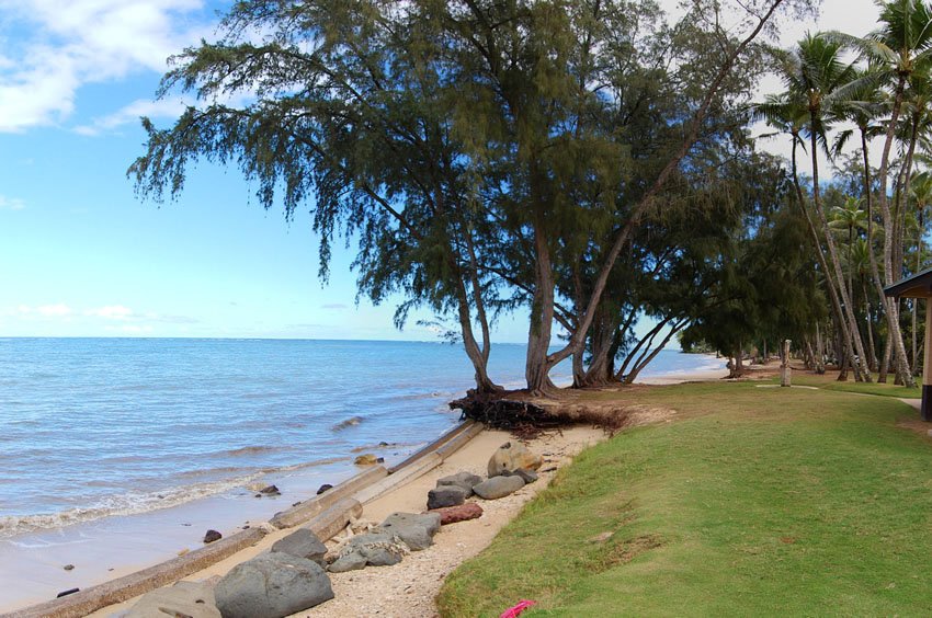 Narrow sandy beach