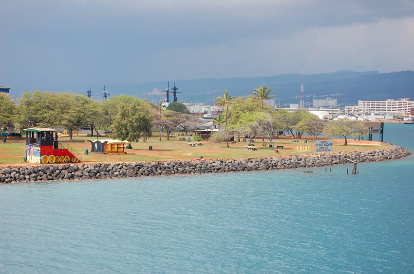 Sand Island Beach Park