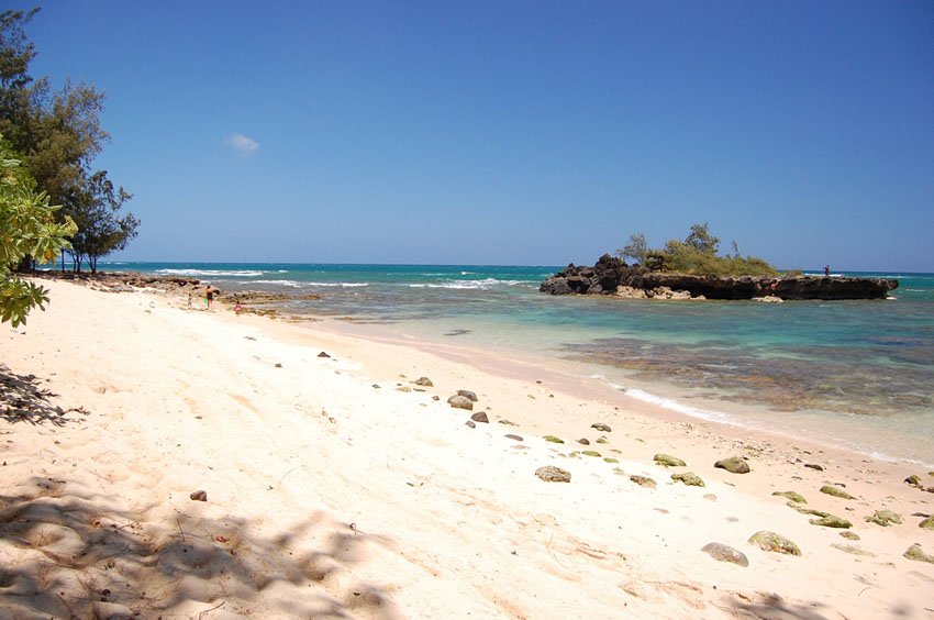 Scenic Oahu beach