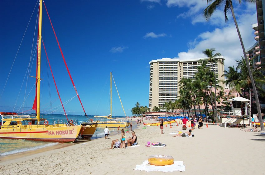 Looking towards Sheraton Waikiki