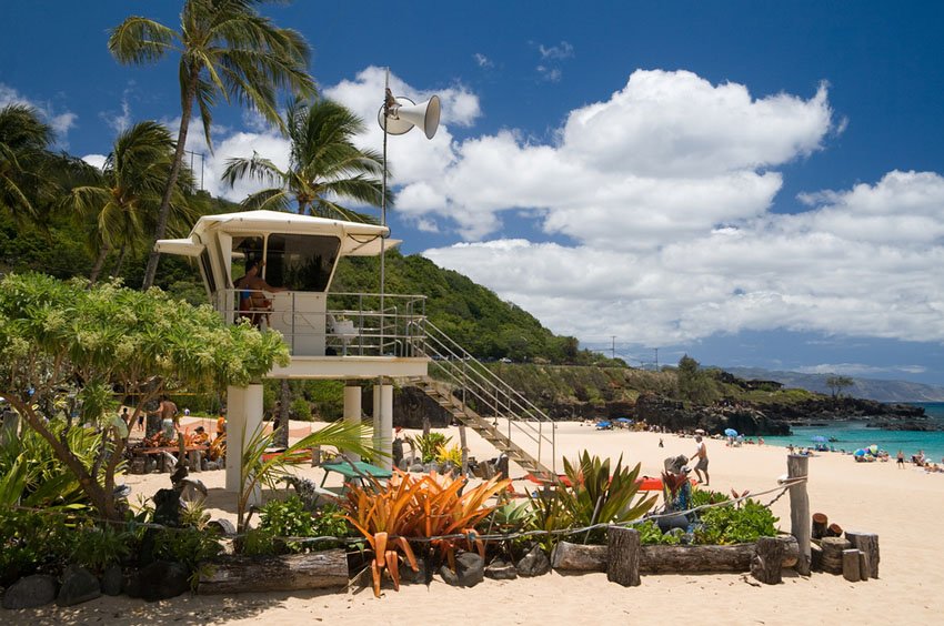 Lifeguard tower