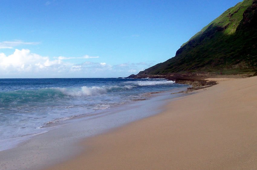 Beach also known as Keawa'ula Beach