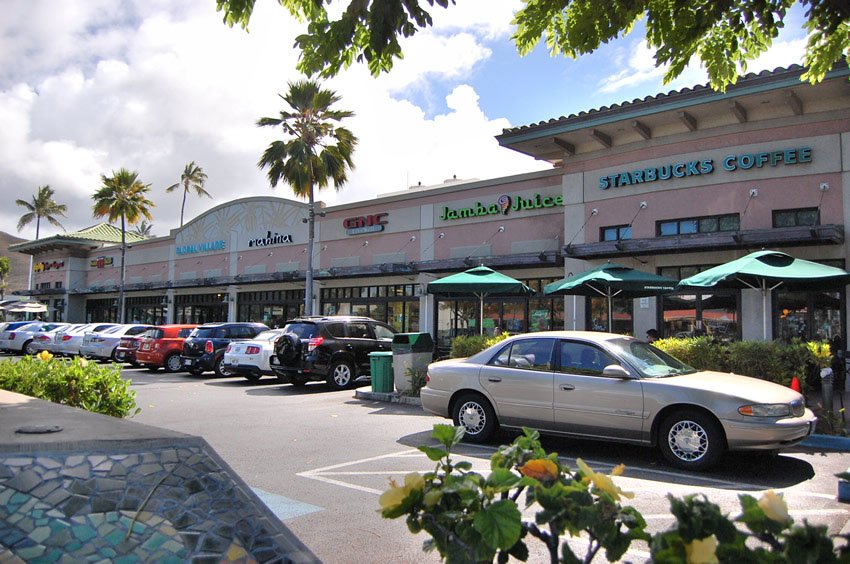 Stores in downtown Kailua